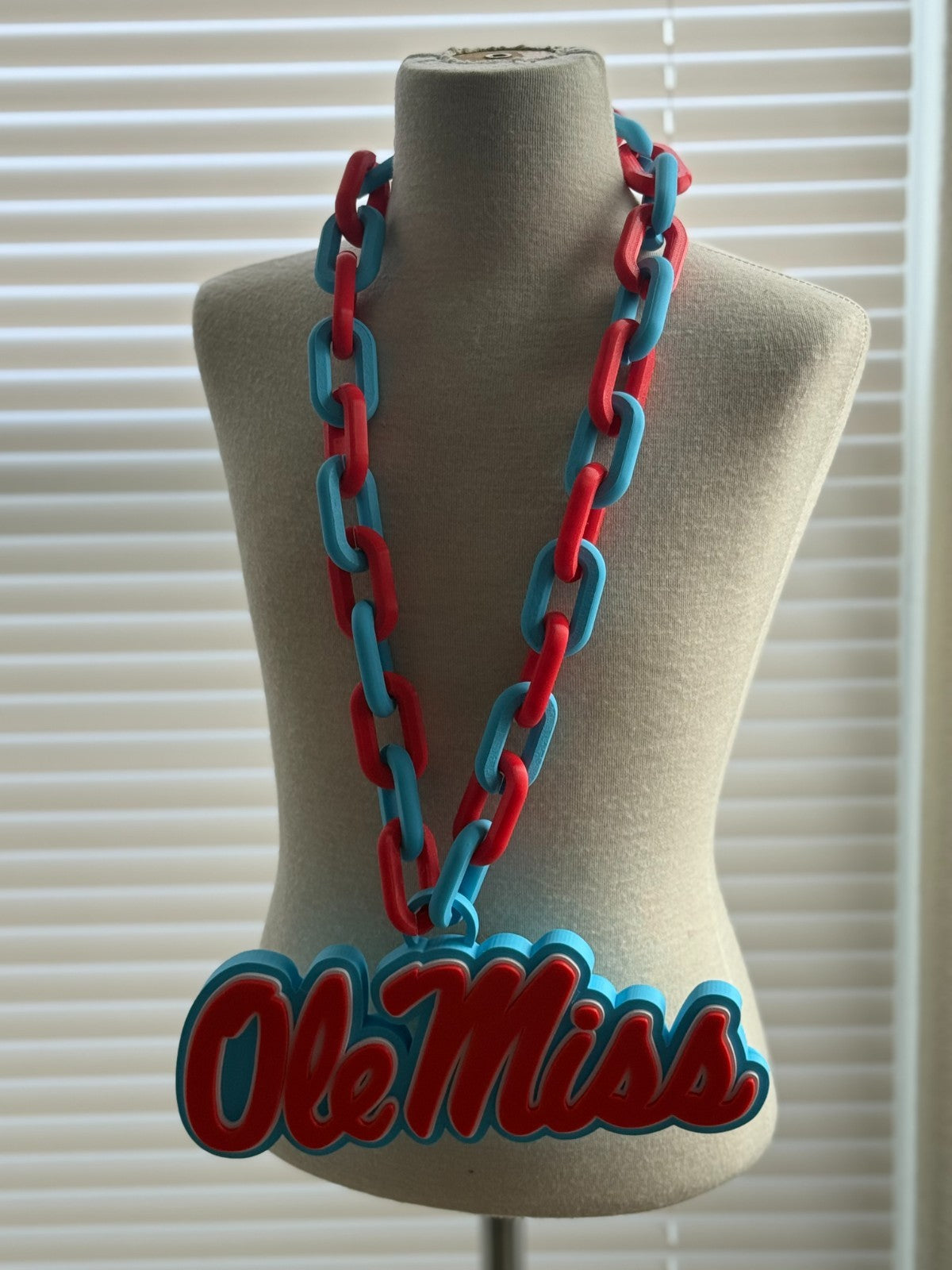 Ole Miss Rebels Logo Oversized Necklace & Chain