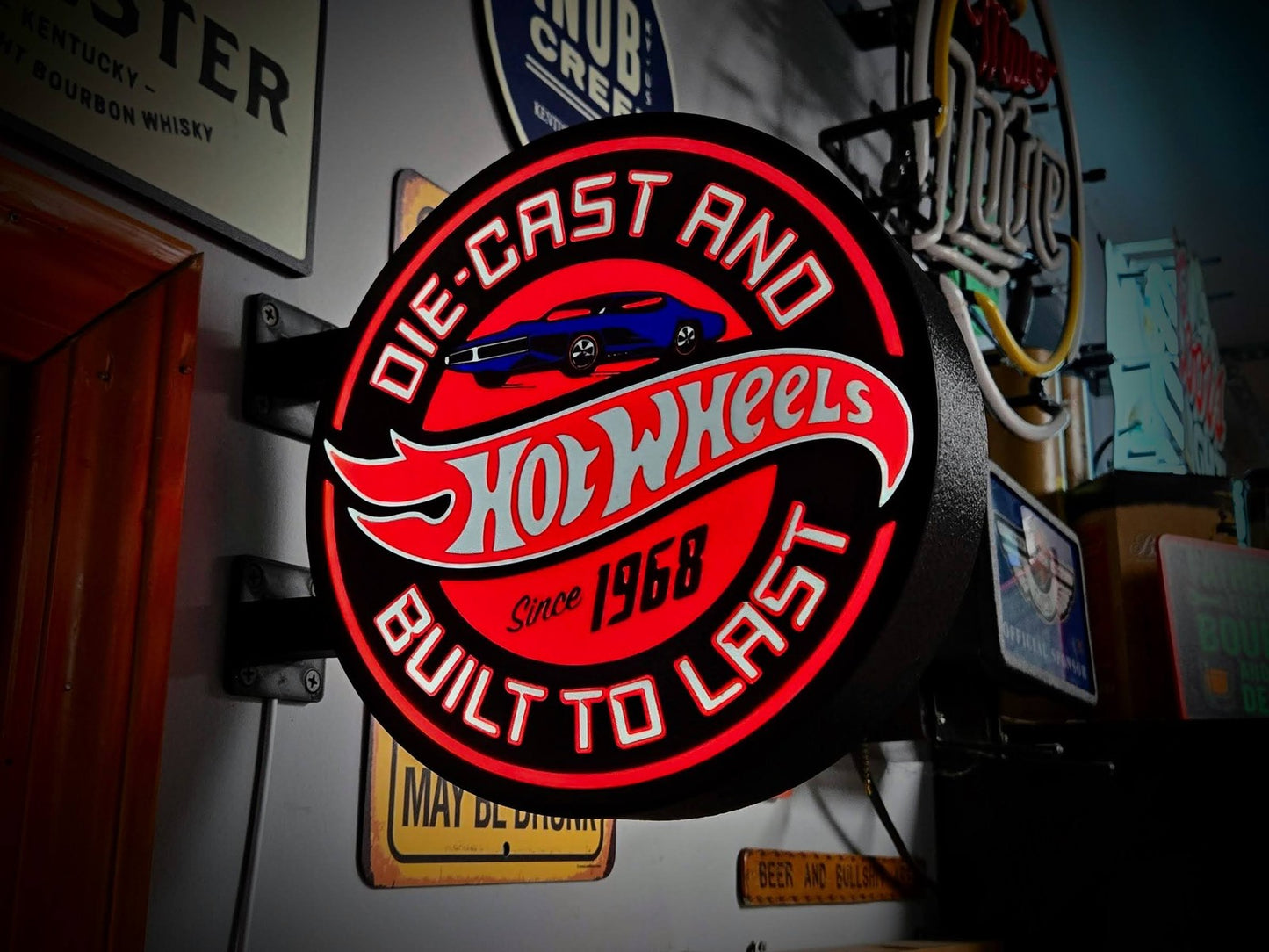 Retro Die-Cast Legends Hanging Lightbox 12 Inch Light Box LED Sign Wall Decor