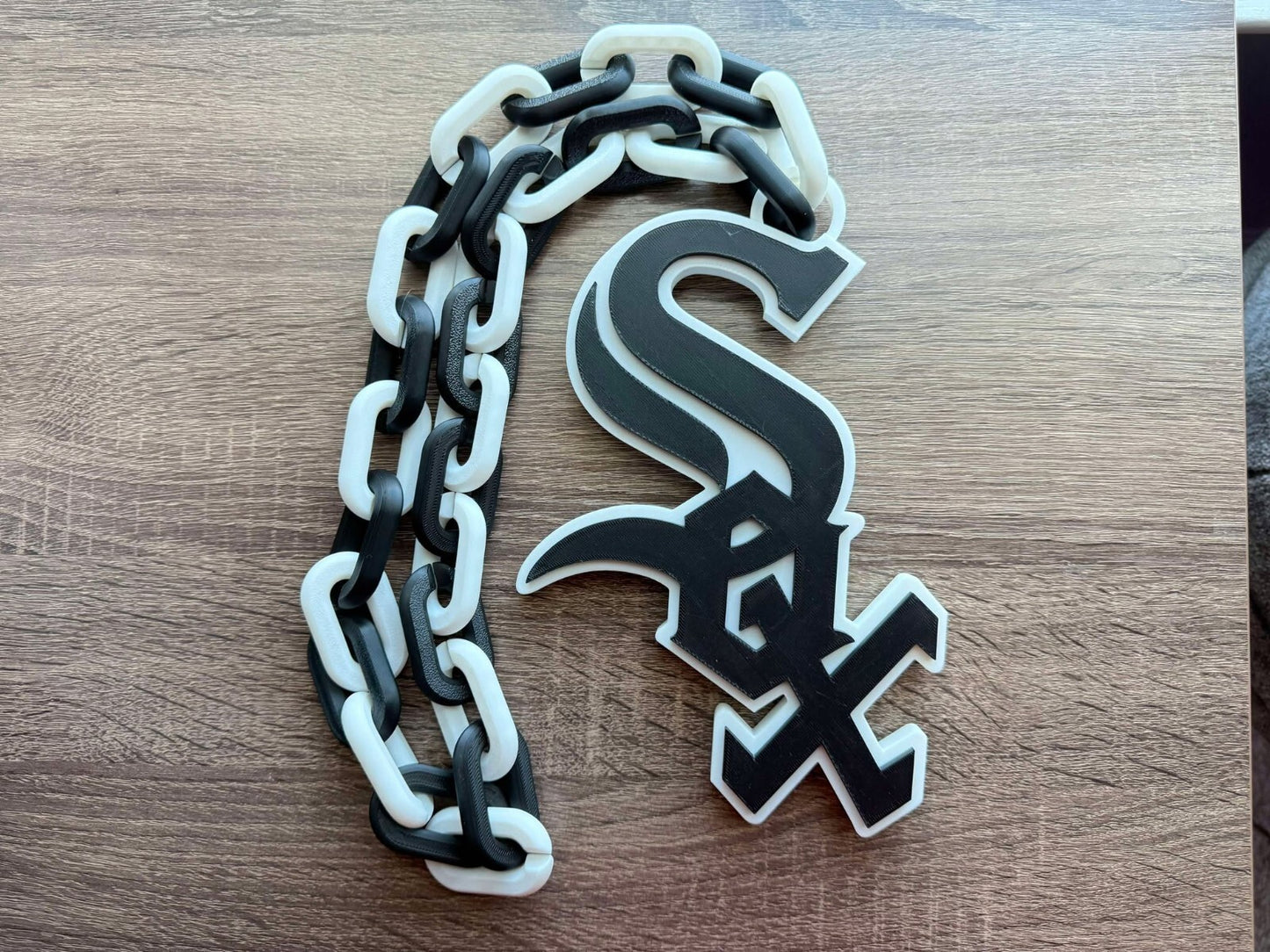 Chicago White Sox Oversized Necklace, Pendant