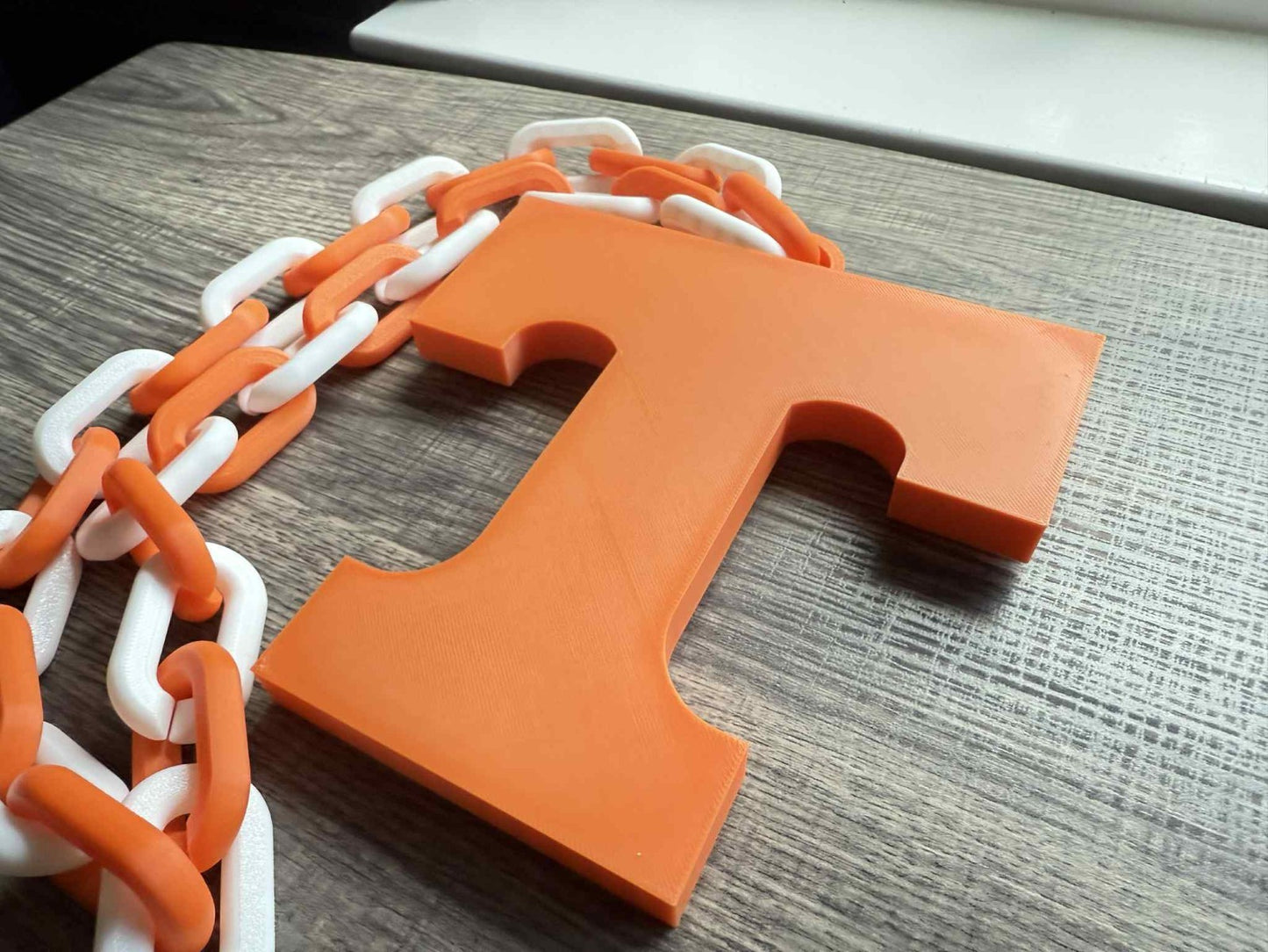 Tennessee Volunteers Logo Oversized Necklace, Hype Chain