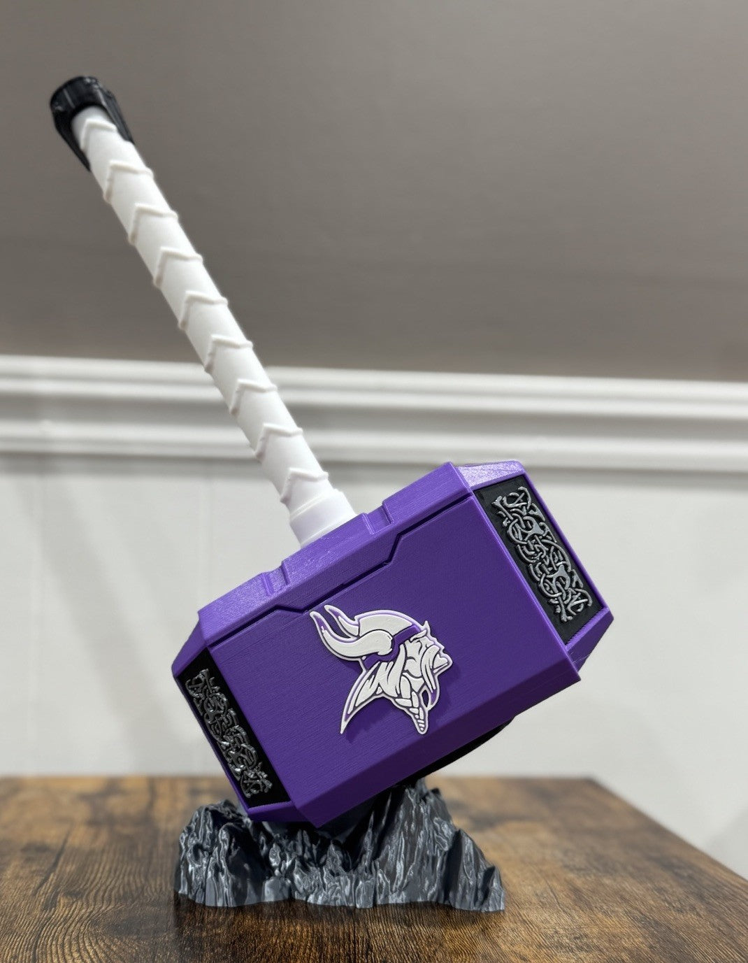 Minnesota Vikings Thor Hammer Decoration NFL INSPIRED football Gift Man Cave