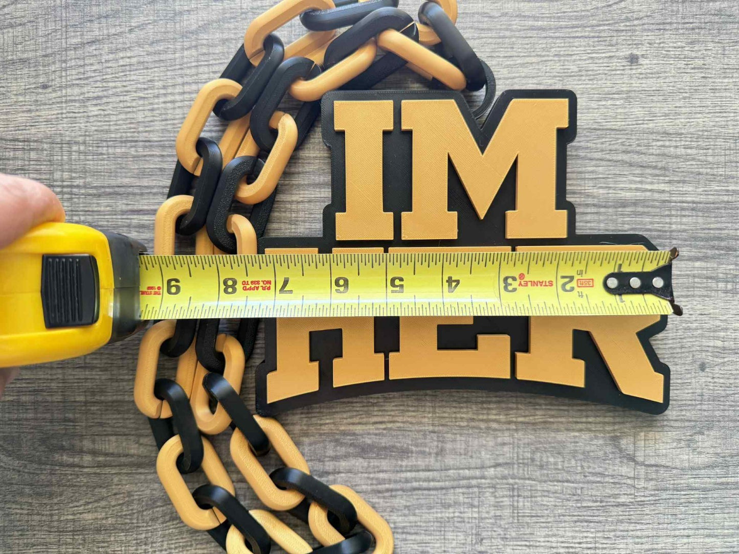 Im Her Logo Oversized Necklace, Hype Chain