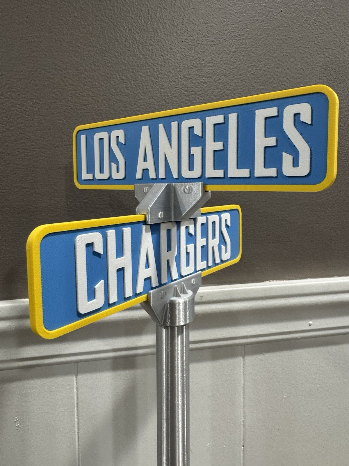 Los Angeles Chargers Street Sign Man Cave Memorabilia Office Desk Decor Fan Gift