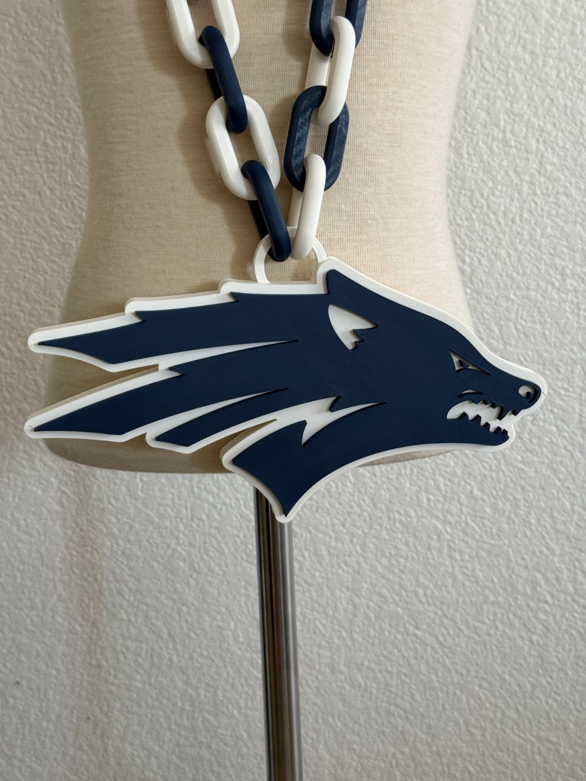 Nevada Wolf Pack Oversized Fan Necklace Hype Chain