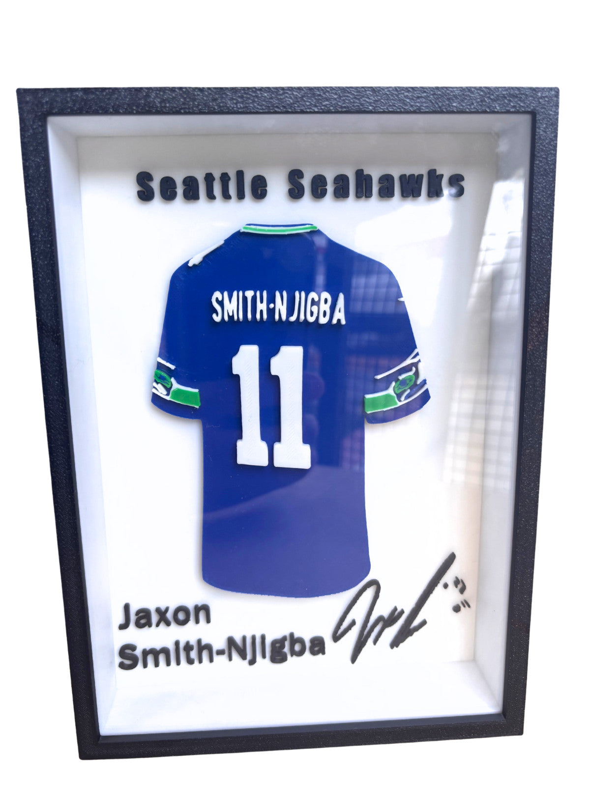 NFL – Jaxon Smith Framed 3D Jersey Display (Collector’s Edition)