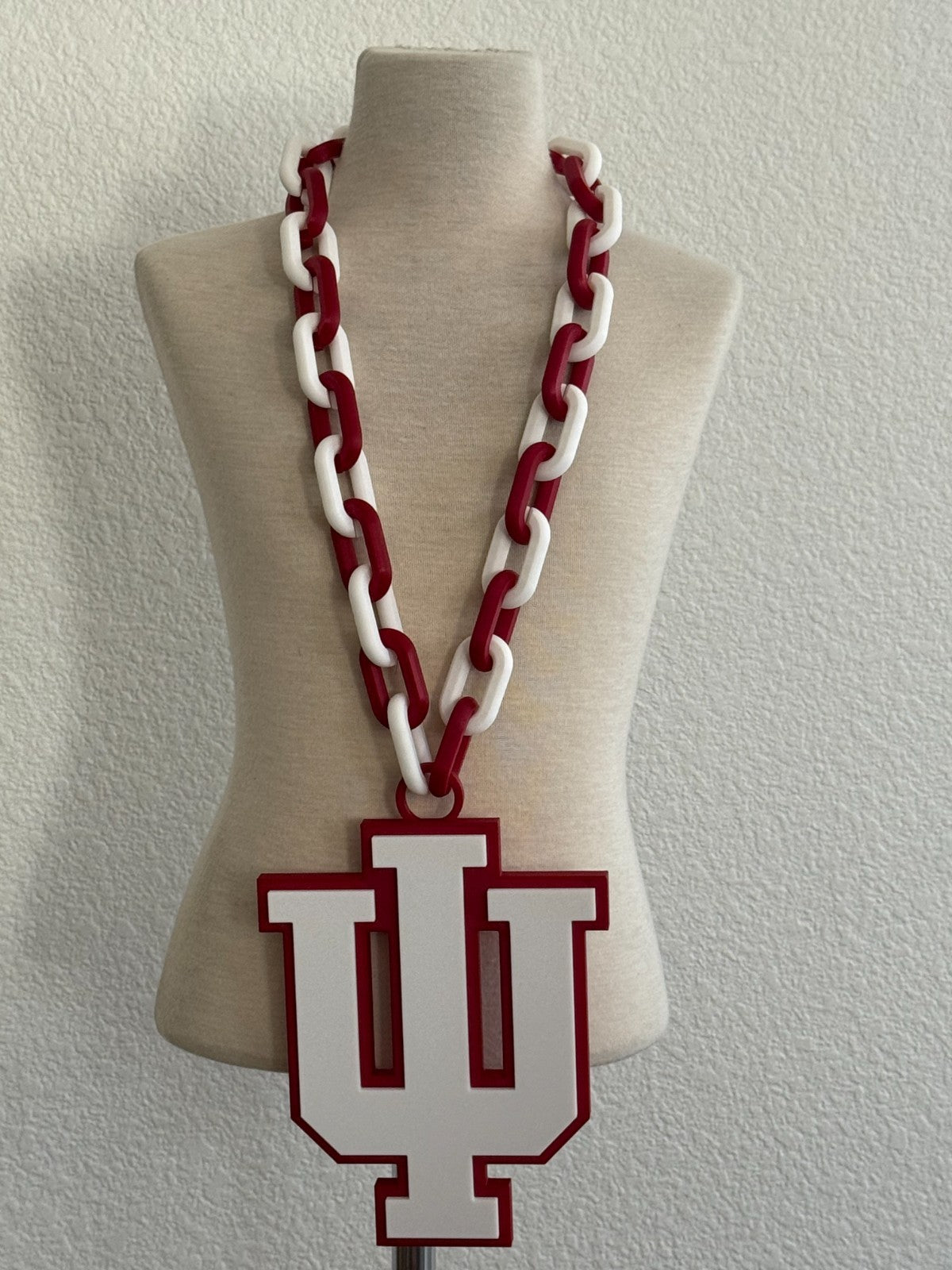 Indiana University Oversized Chain Necklace Show your Hoosier Pride