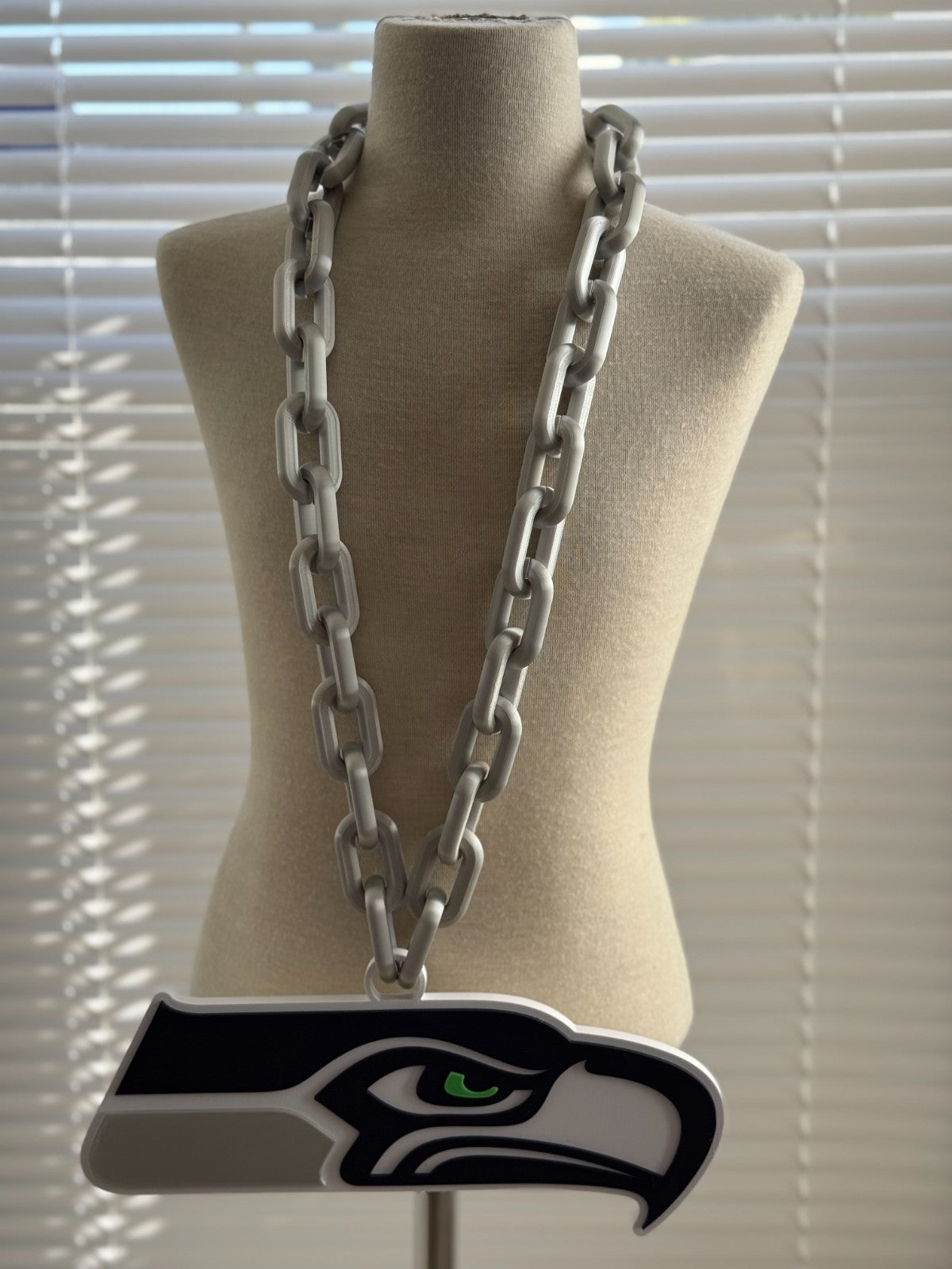 Seattle Seahawks Oversized Logo Pendant & Hype Chain