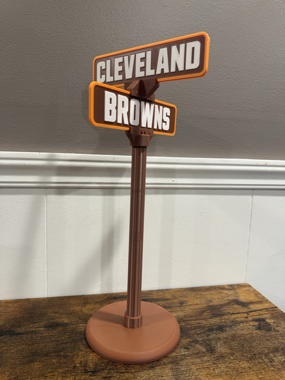 Cleveland Browns 15” Street Sign Man Cave Memorabilia Office Desk Decor Fan Gift